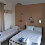 Stafylos Rooms