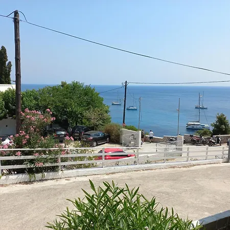 Stafylos Rooms Pensjonat Stafylos