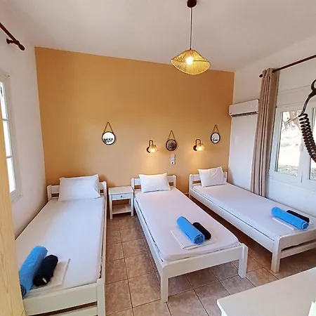 Stafylos Rooms Pensjonat 3*